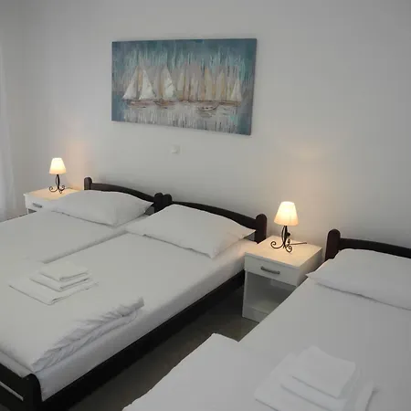 In Fuer 3 Personen Mit Balkon By Interhome Apartment *
