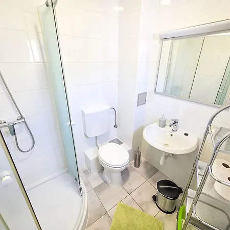 In Fuer 3 Personen Mit Balkon By Interhome Crikvenica