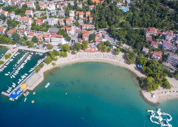Lejlighed In Crikvenica Fuer 3 Personen Mit Balkon By Interhome Crikvenica